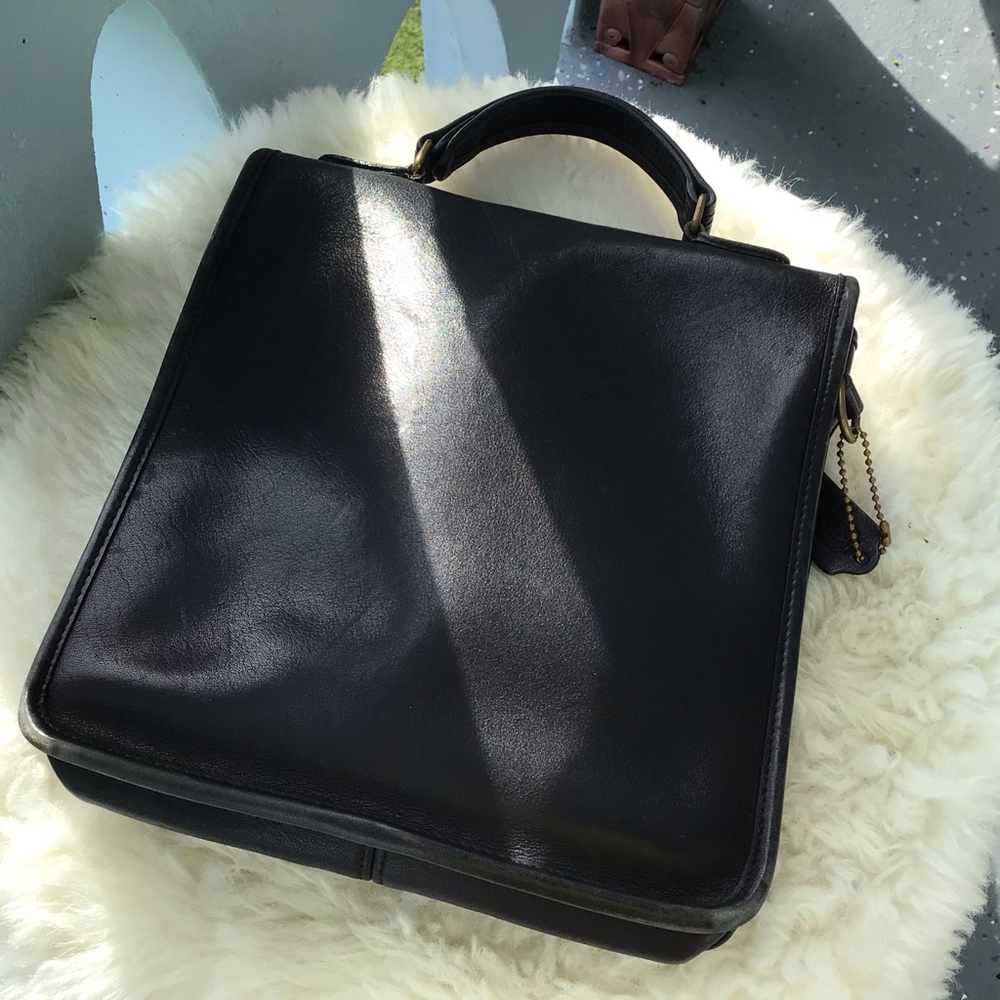 Vintage Coach All Weather Glove Tanned Cowhide Leather Station Tote Hand… - Picture 14 of 16